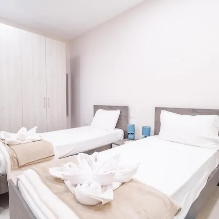 4br With Wifi, Ac And Comfy Beds By 360 Estates דירה Għajnsielem