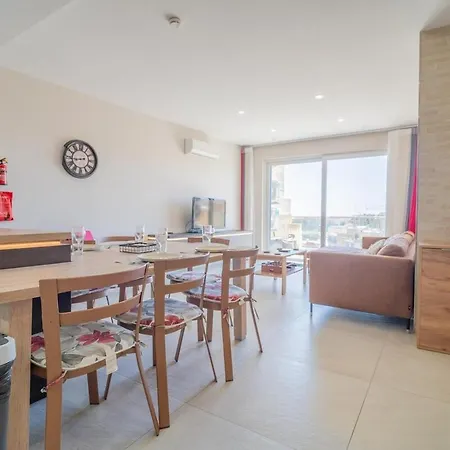 דירה 4br With Wifi, Ac And Comfy Beds By 360 Estates Għajnsielem