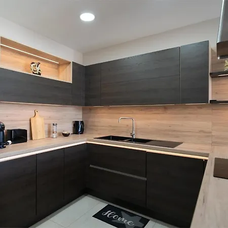 4br With Wifi, Ac And Comfy Beds By 360 Estates 아파트
